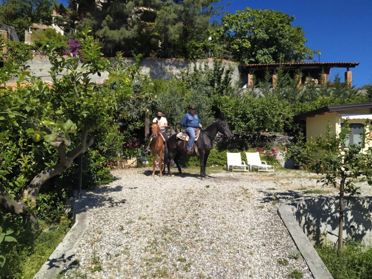 Casa Marietta Βίλα Forza dʼAgro Εξωτερικό φωτογραφία